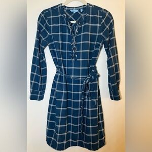Draper James windowpane ruffle blue white shirt dress sz 2 preppy with tie